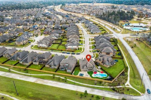 Staycation! In Fabulous Spring,tx 5bd/3.5bth Pool!