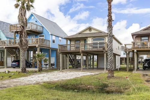 New Stunning Beach House With Grill&views