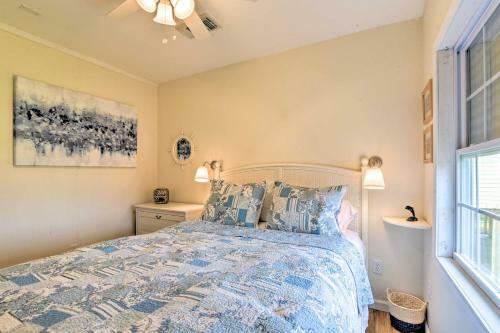 Colorful Texas Coast House With Beach Access!