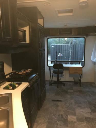 Monthly, Weekly, Nightly Rates-lovely Camper Rv With Hammock