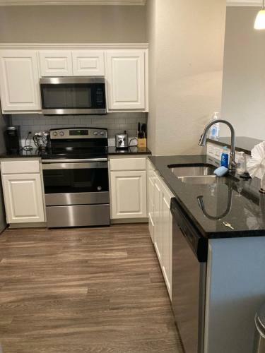 Apartamento Modern Stylish House W/ Great Access To Hospitals