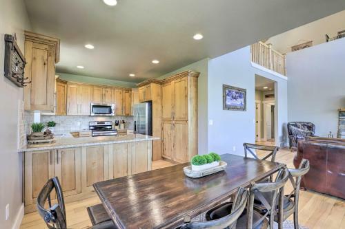 Spacious Resort Cabin In Manti-la Sal Mtns!