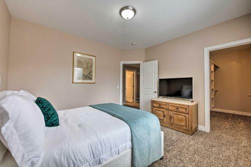 Luxe Erda Home With Indoor Pool, Yard And Mountain View
