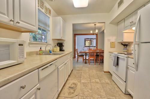 Creekside Cabins - Cypress Creek House