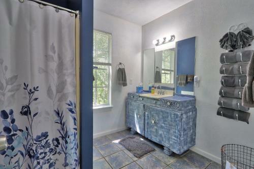Creekside Cabins - Cypress Creek House