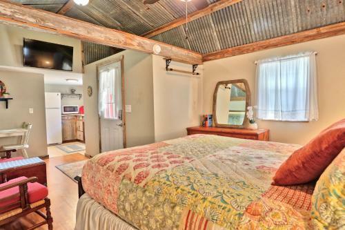 Sunflower Ridge Bungalow