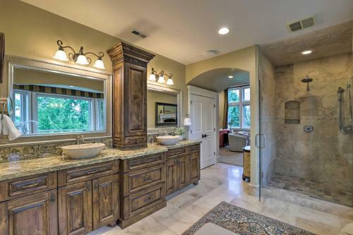 Luxurious Highland Home With Backyard Oasis!