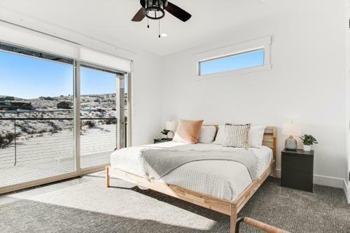 Blue Views Bungalow