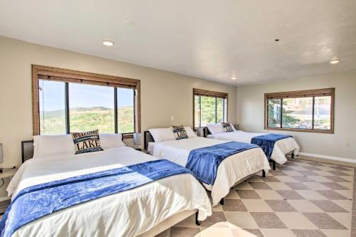 Breathtaking Bear Lake Escape With Game Room!