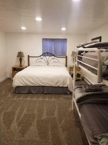 Apartamento Pet Friendly 3bd/2ba City Retreat & Waffle Breakfast