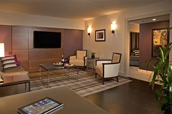 Radisson Hotel Manchester Downtown
