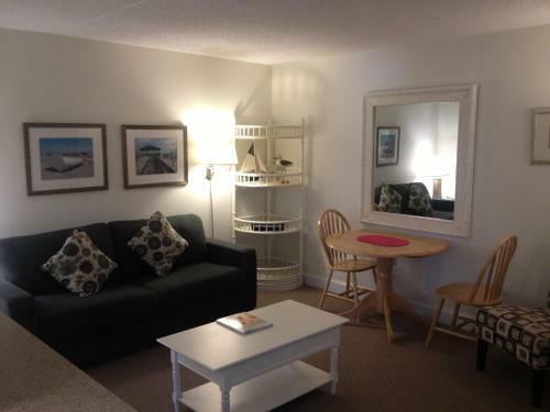 Hotel Biscayne Suites