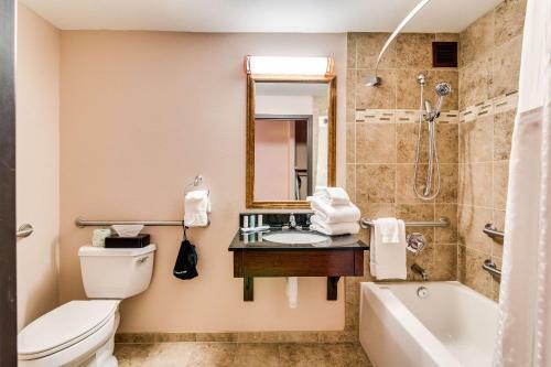 Hotel Holiday Inn Riverside Minot
