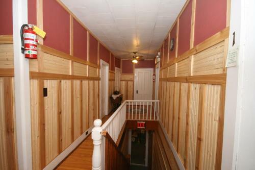 Bed & Breakfast Spruce Lodge Llc