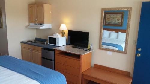 Sandbox Motel