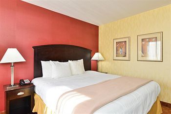 Hotel Lexington Inn At Jfk Airport