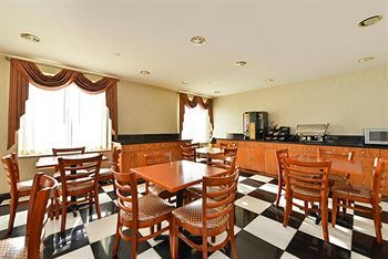 Hotel Lexington Inn At Jfk Airport