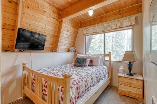 Cozy Woodland Cabin