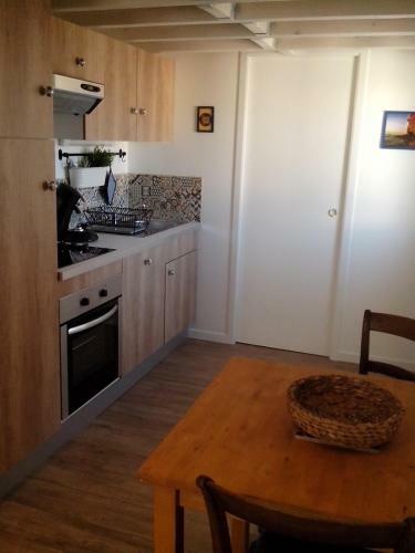 Apartamento Tranquille Au Panier Face � La Mer