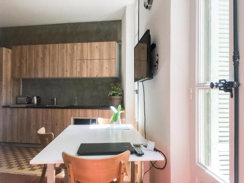 Apartamentos Your Home In Marseille***