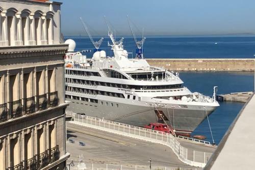 Apartamento Stunning Flat With Large Terrace In Marseille - Welkeys