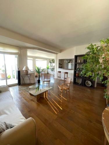 Apartamento Authentic Appt Facing The Sea