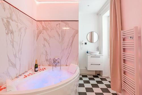 Apartamento Appart-jacuzzi � 6 Min de La Gare St Charles