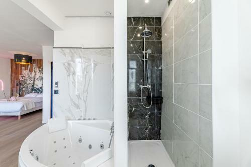 Apartamento Appart-jacuzzi � 6 Min de La Gare St Charles