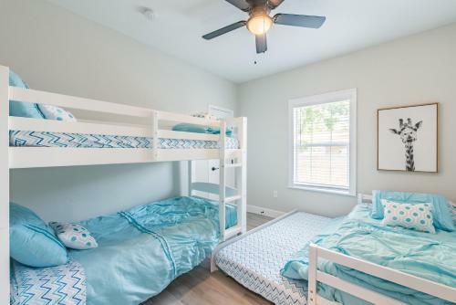 Downtown House 5 Minutes From Riverwalk Whot-tub