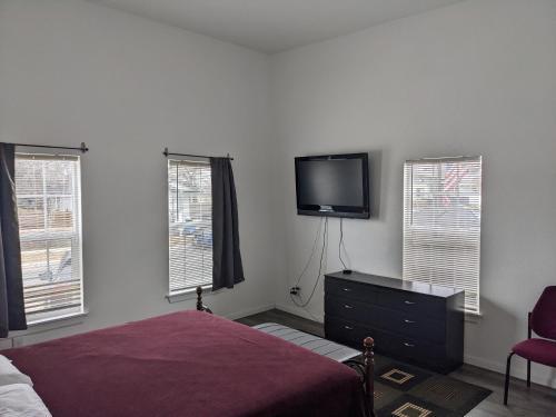 Cozy *downtown Getaway*