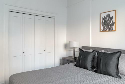 San Antonio Riverwalk Apartments By Barsala