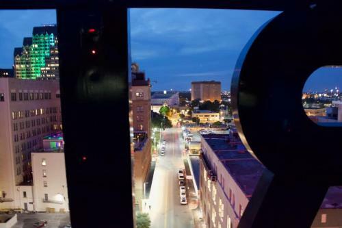 San Antonio Riverwalk Apartments By Barsala