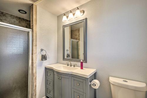 Ideally Located San Antonio Home With Fire Pit!