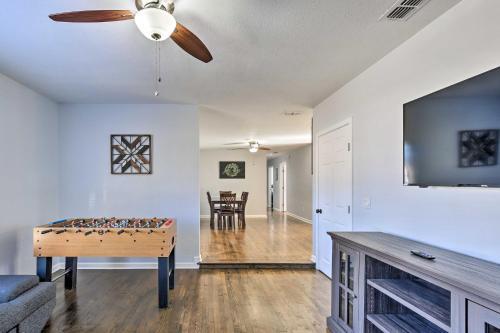 Ideally Located San Antonio Home With Fire Pit!