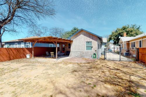 Modern Southtown Charmer