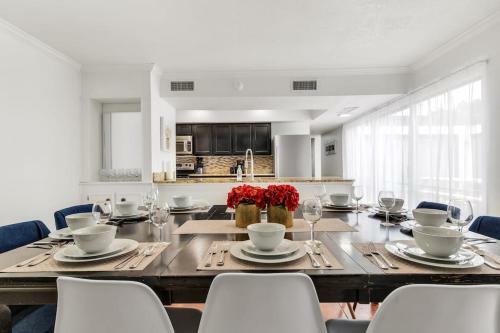 Meadow Hills House-family Fun-great Location