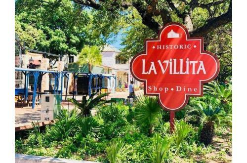 Wonderful 3 Br 2 Ba Near Downtown