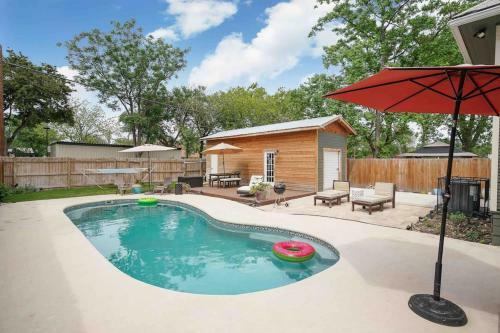 Two Houses Riverwalk Room For All Private Pool