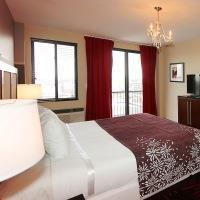 Hotel Vetiver / Manhattan Skyline