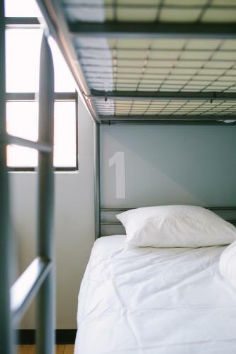 The Local Hostel Nyc