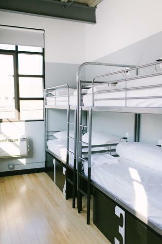 The Local Hostel Nyc