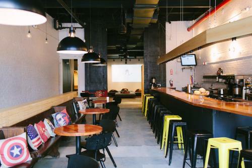The Local Hostel Nyc