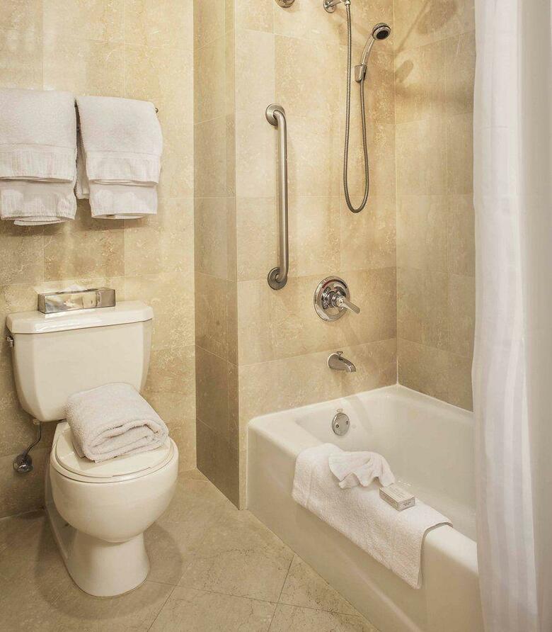 Hotel Courtyard By Marriott New York Jfk Airport