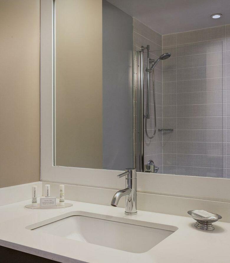 Hotel Courtyard By Marriott New York Jfk Airport