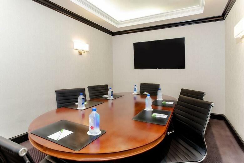 Hotel Courtyard By Marriott New York Jfk Airport