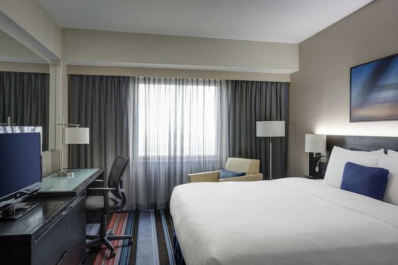 Hotel Courtyard By Marriott New York Jfk Airport