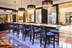 Laguardia Plaza Hotel