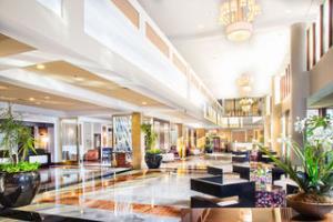 Laguardia Plaza Hotel