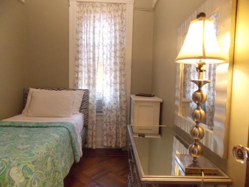 Bed & Breakfast Serenity At Home