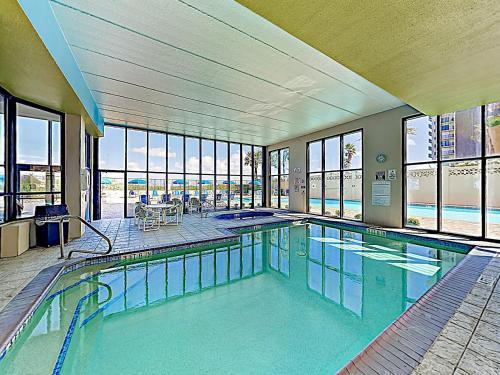 Suntide III Condos VI